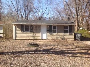 2724 S Roosevelt Dr, Evansville, IN 47714