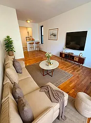 500 1/2 East 84th Street, #4B