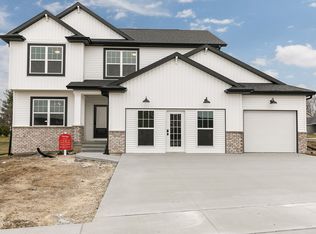 Lewis- Heritage Plan, Spring Meadow Heights, Mount Vernon, IA 52314