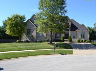 10407 Martinside Dr, Louisville, KY 40291