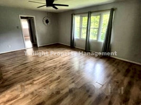 54 Cottage Dr Unit A