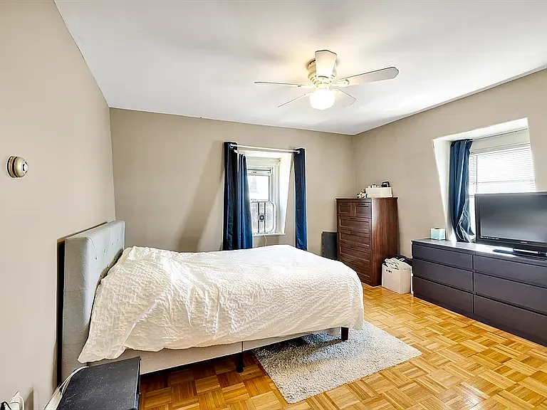 1 bed, 835 sqft, $2,450 — Photo 3