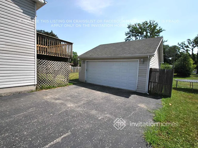 833 N Elmwood Dr — Photo 13