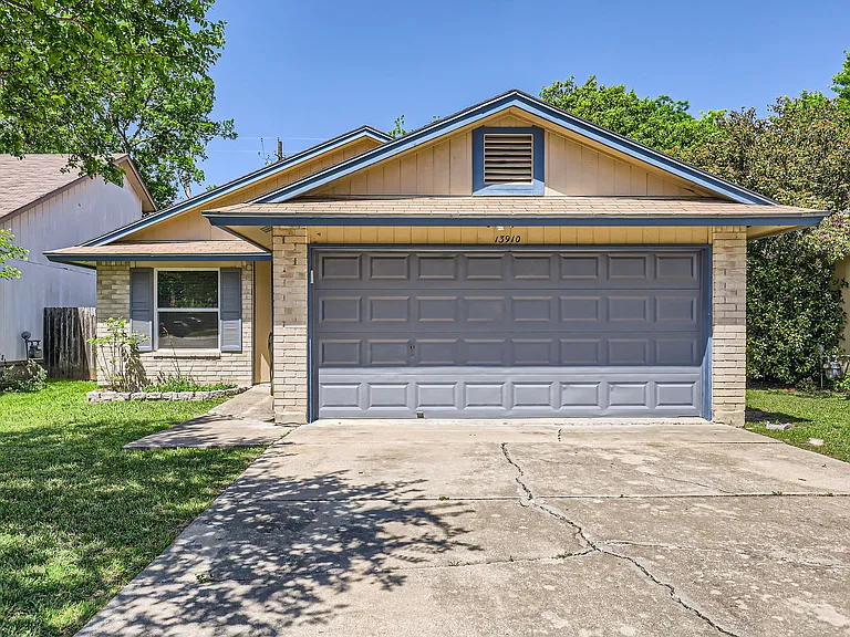 13910 Merseyside Dr — Photo 14