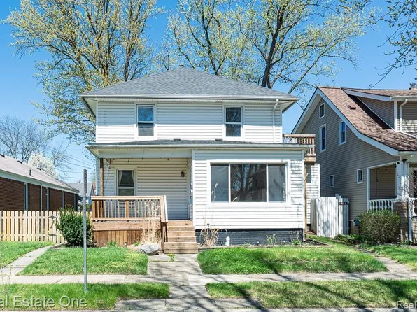 40 Moser Pl, Mount Clemens, MI 48043