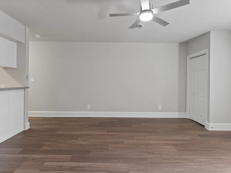 1513 W Main St #A — Photo 13
