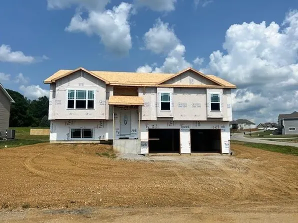 19135 Pawnee Ct, Saint Joseph, MO 64505