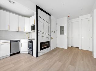 132 Sullivan St #200, New York, NY 10012