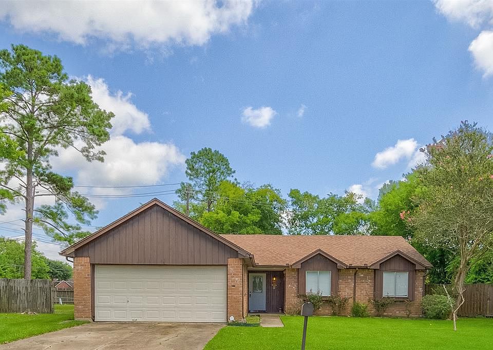 1st image of 2802 Heritage Bend Dr
