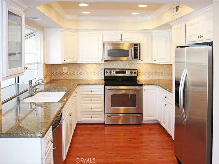 9746 Monte Carlo Cir — Photo 10