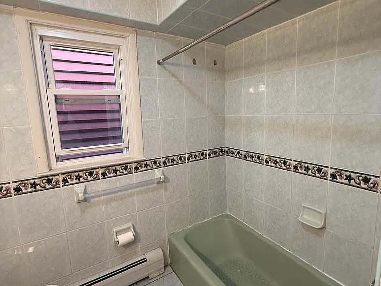 542 Liberty Ave — Photo 8