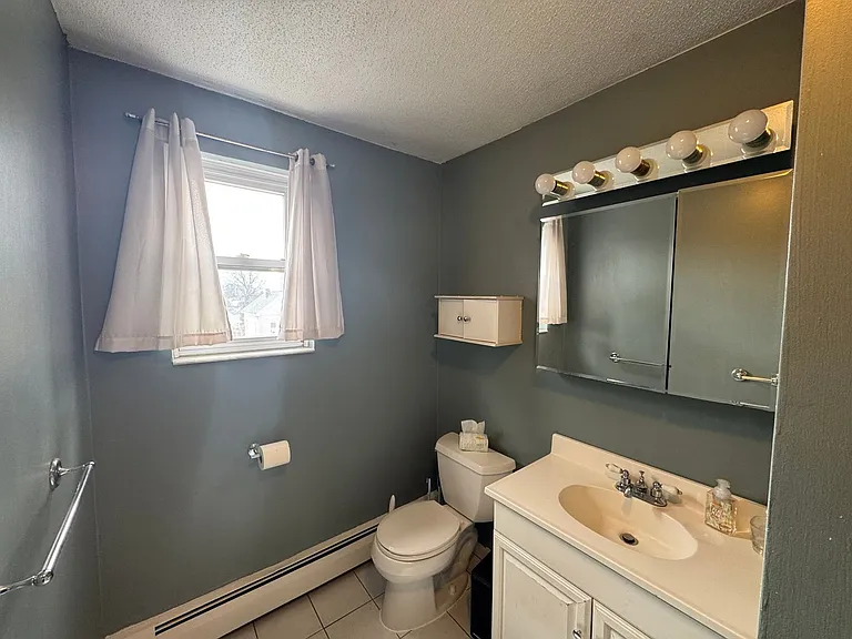 110 Pearl St #9 — Photo 21