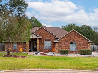 108 Mossy Creek Dr, Hallsville, TX 75650