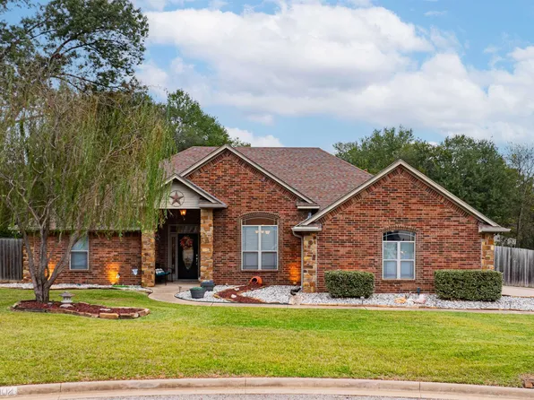 108 Mossy Creek Dr, Hallsville, TX 75650