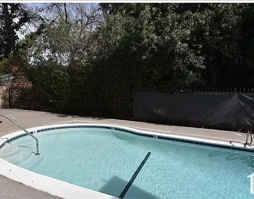 4702 Orion Ave #9 — Photo 11