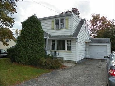 1st image of 9 Dale Dr