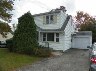 9 Dale Dr, Fairfield, NJ 07004