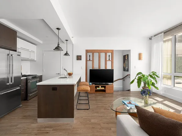 214 N 11th St APT 1X, Brooklyn, NY 11211