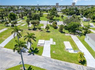 77 Birch Blvd, Fort Myers, FL 33908