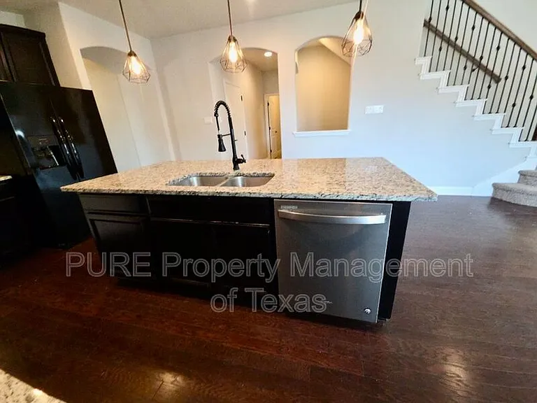 205 Methodius Dr — Photo 12