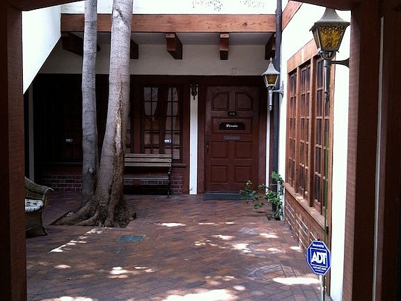 5th image of 295 Redondo Ave Ste 102