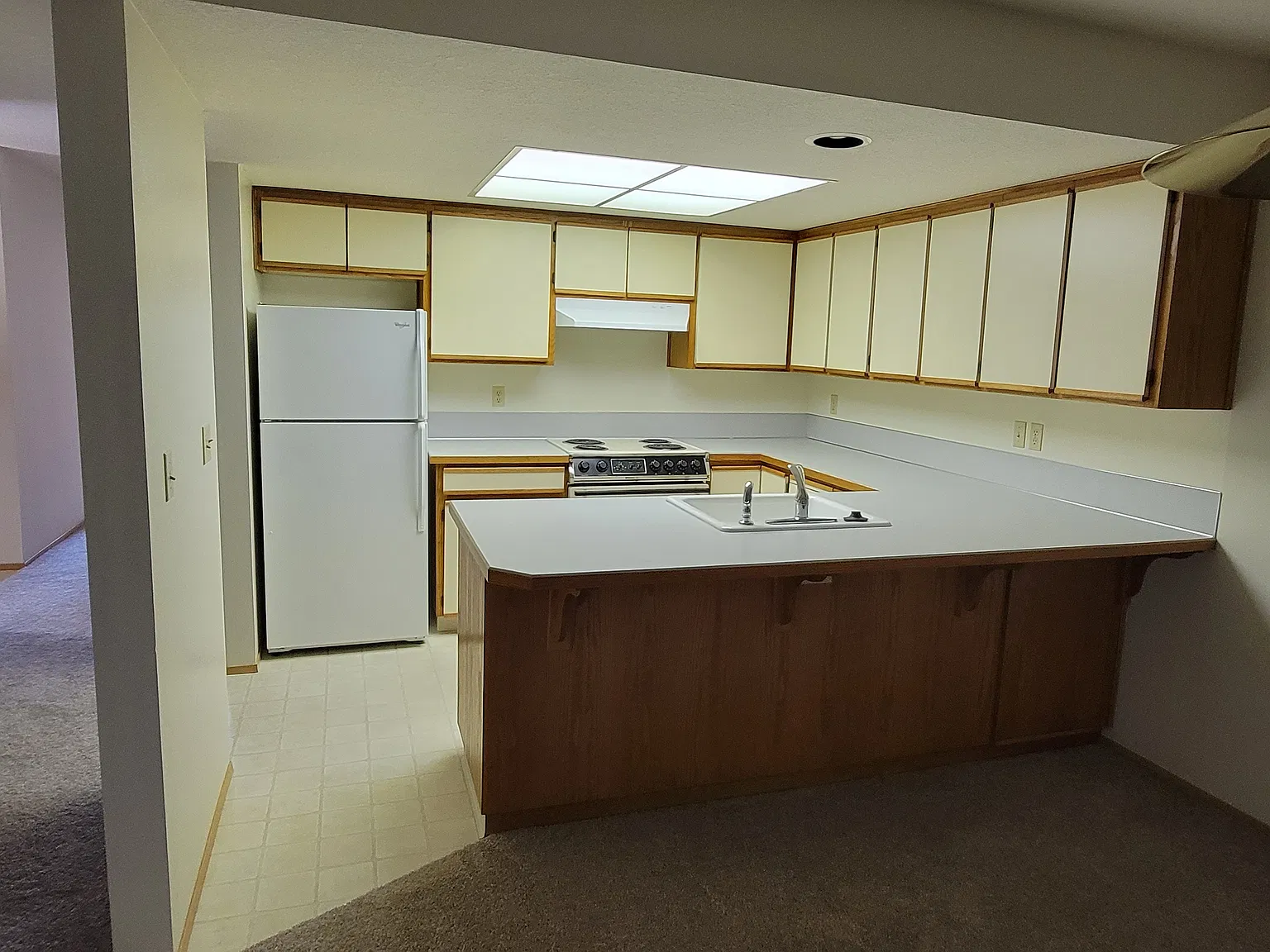 1 bed, 758 sqft, $1,455 — Photo 3