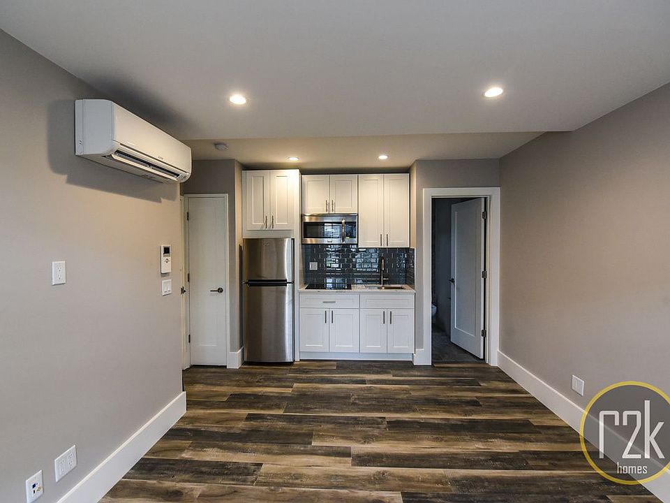1st image of 2166 28th St APT 5