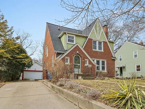 5th image of 619 Linda Vista Ave