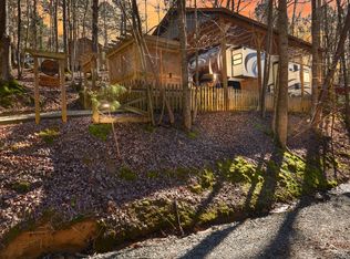 252 26th St, Ellijay, GA 30540