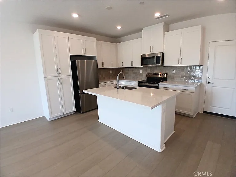 16201 Plumeria Ln — Photo 4