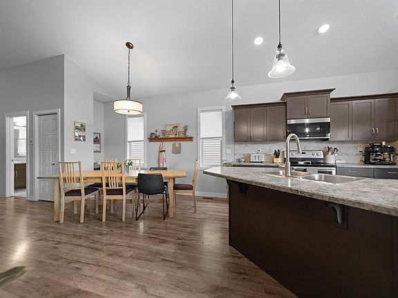 4th image of 3419 W 51st St
