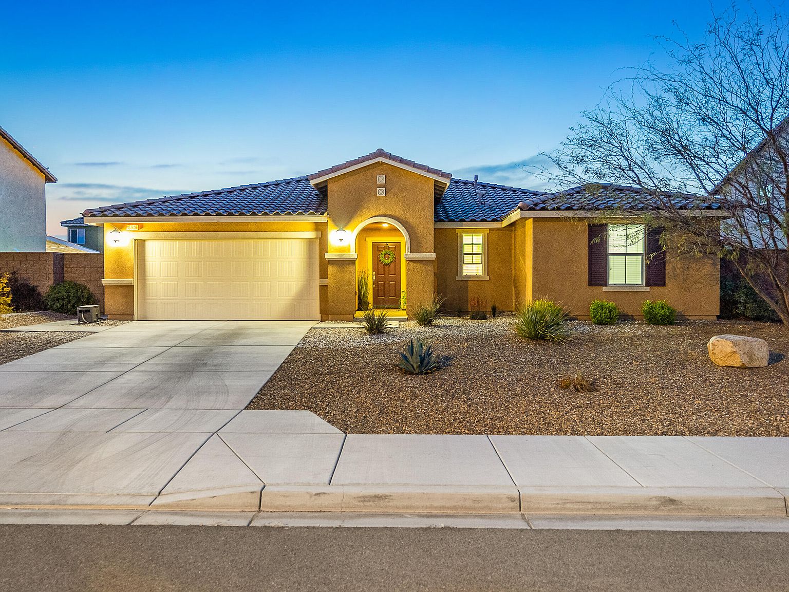 15946 Silvertip Way, Victorville, CA 92394 Zillow