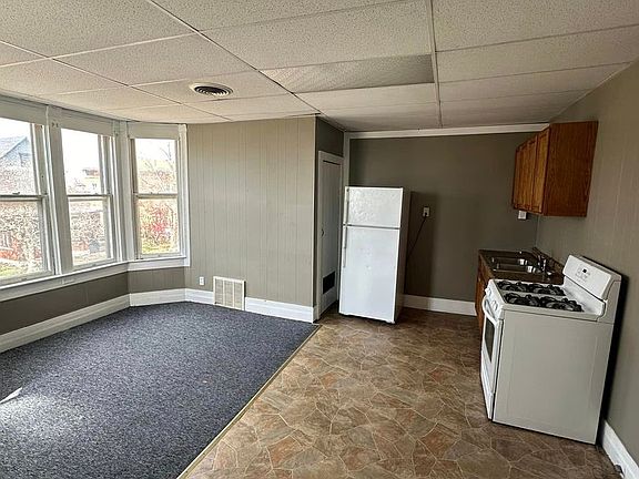 3rd image of 1301 Spring St #1301
