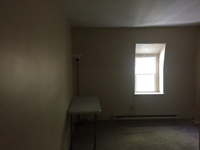 443 N 8th St #3 — Photo 7