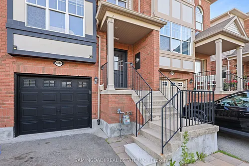 3086 Stornoway Cir Photo 1