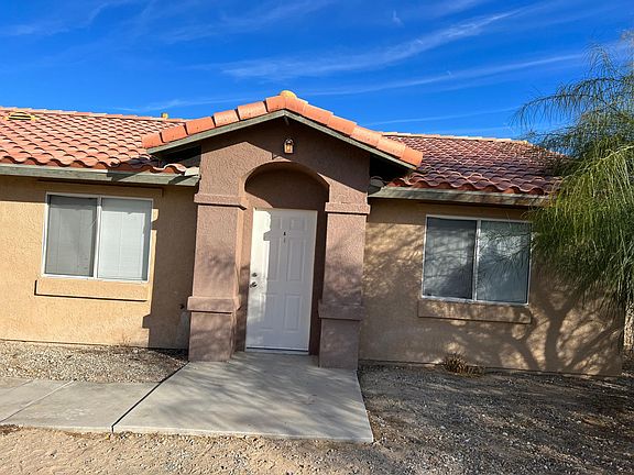 2nd image of 73452 El Paseo Dr APT A