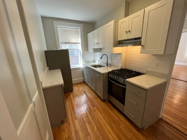 (undisclosed Address), Somerville, MA 02143