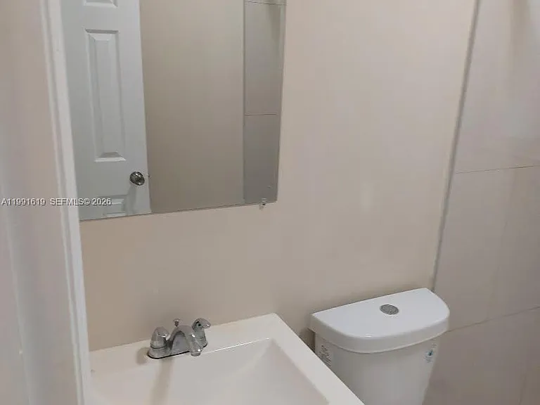 1574 NW 58th St #1574 — Photo 8