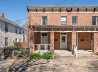 314 E Congress St, Charles Town, WV 25414