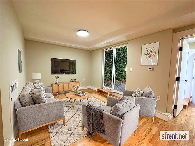 555 Ofarrell St — Photo 15
