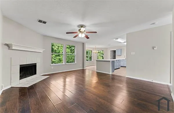 1817 Cedarbriar Dr — Photo 4
