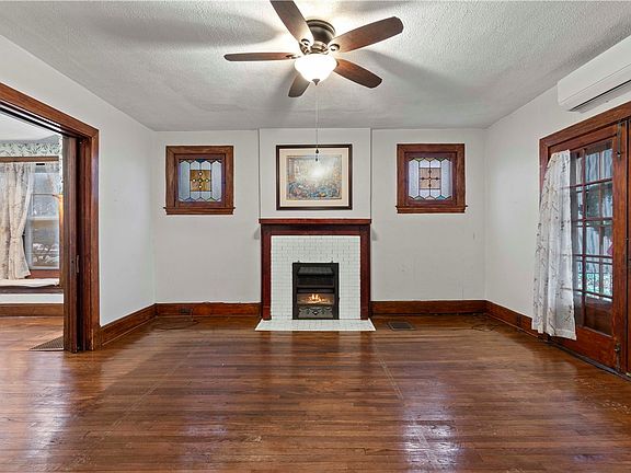 5th image of 705 Washington Ave