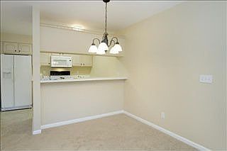 5th image of 376 Boyer Ct