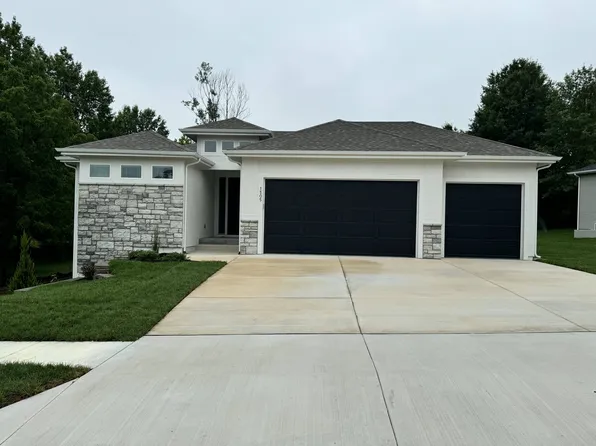 1505 SW Heartwood Dr, Lees Summit, MO 64081