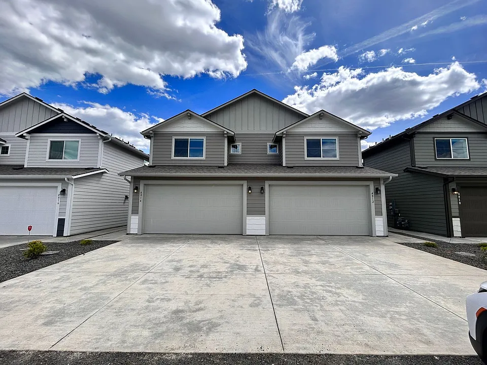 4804-4806 E Fairview Ave