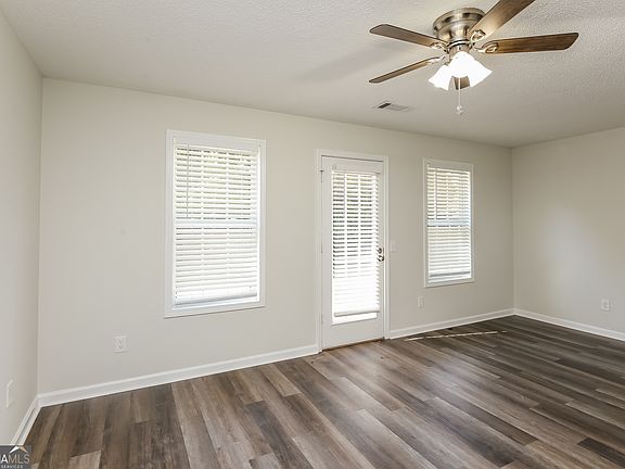 5th image of 419 Harpy Eagle Dr