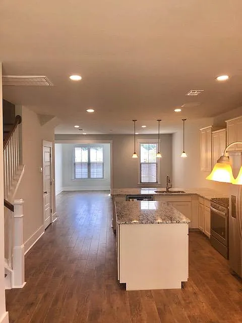 161 Great Lawn Dr — Photo 4