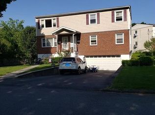 14 Grand Blvd, Valhalla, NY 10595