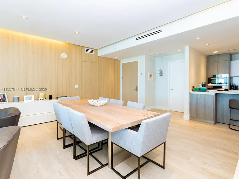 360 Ocean Dr #304S — Photo 7
