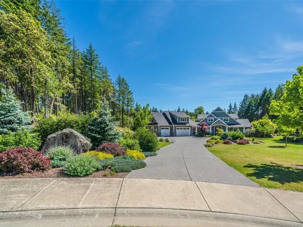 1432 Kaz Ct, Nanaimo, BC V9R 0B4